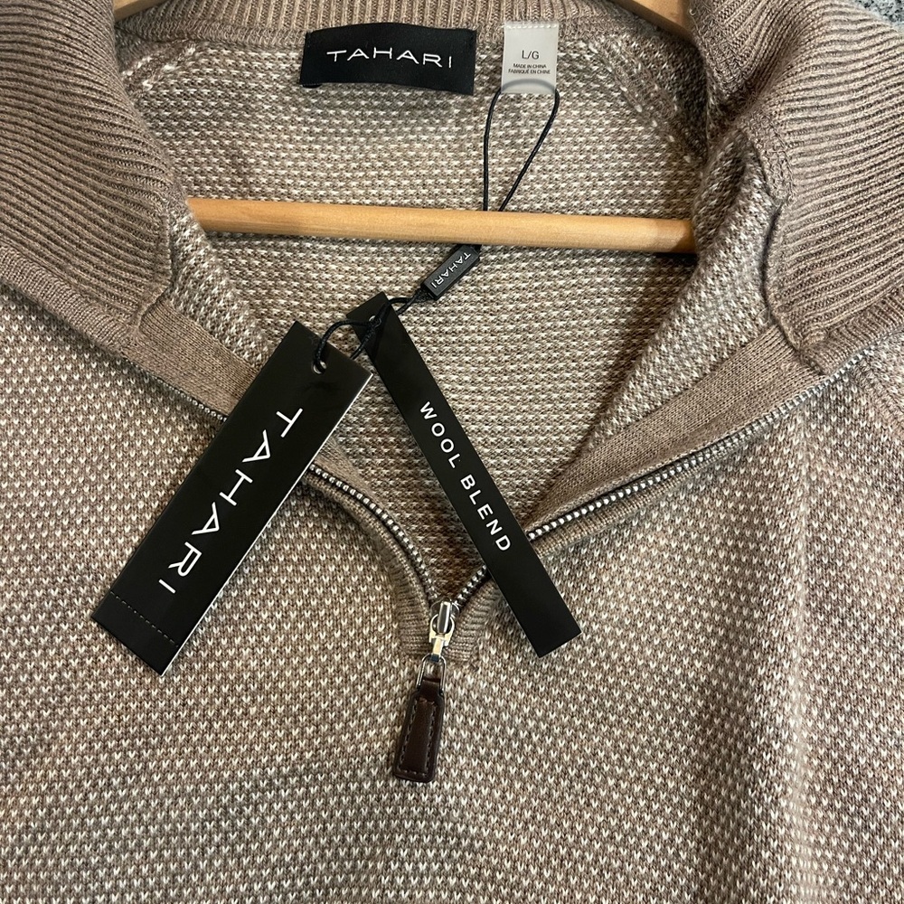 Tahari Men's 1/4 Zip Up Sweater in Light Brown wool Blend - Picture 3 of 5